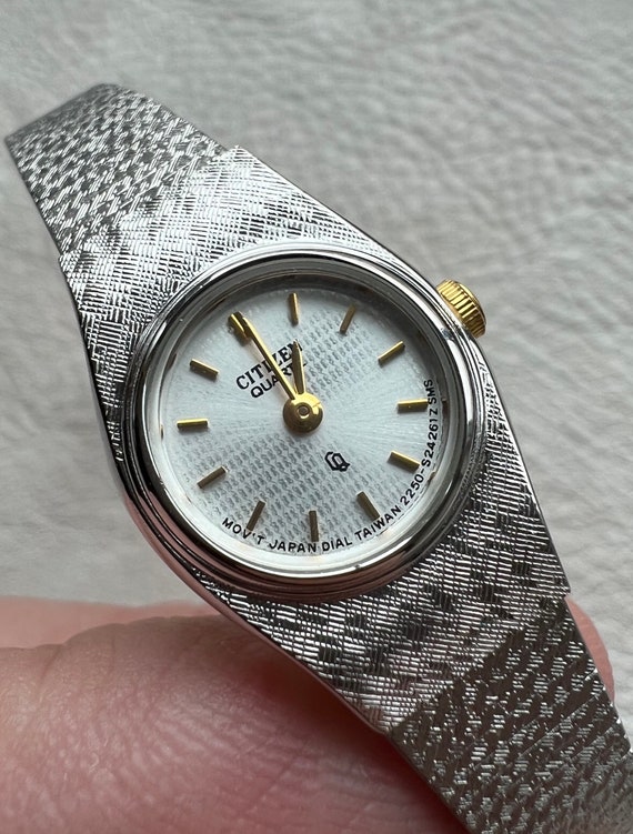 Vintage Citizen Quartz Watch Smaller 