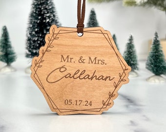 Bulk Wedding Favor Ornament - Custom Engraved Wood - Rustic Wedding - Christmas Ornament - Wholesale Pricing