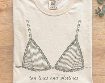 Beach Read Tan Lines And Plotlines T-Shirt, Book Lover Beach Shirt, Bookish Oversized Shirt, Reader Gift, Bachelorette Shirt