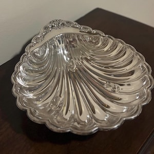 Vintage Silverplate Shell Dish | Ornate Coastal Serving Bowl | Scallop Shell Tray | Hollywood Regency Decor | Coastal Grandmillennial