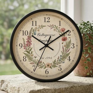 Orologio da parete vintage personalizzabile con scritta a forma di ghirlanda floreale / Stile cottagecore, decorazione botanica