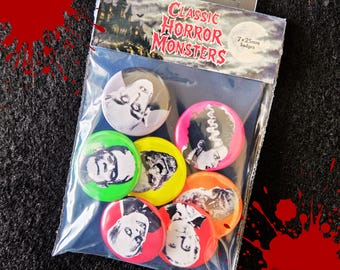 Klasyczne odznaki Horror Monster 7 x 25 mm na guziki