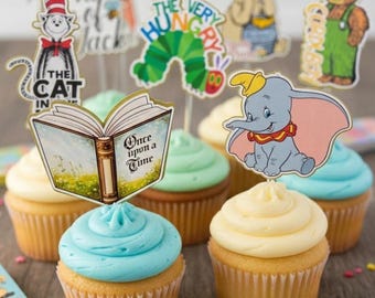 StoryBook Cupcake Toppers Set med 12 Personliga Födelsedagsdekorationer