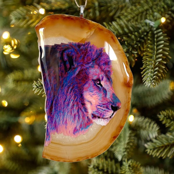 Lion ornament, African wildlife agate slice ornament, zookeeper gift, colorful animal resin decor