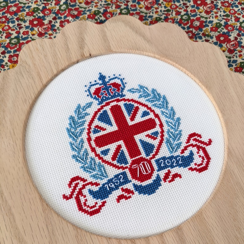 Platinum Jubilee Cross Stitch PATTERN Her Majesty the Queen Etsy