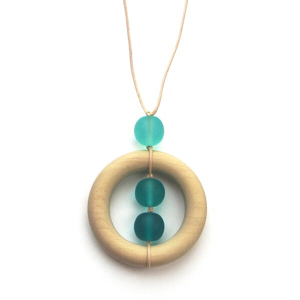 Resin and Wood Teething Nursing Necklace/ Breastfeeding Necklace - Teal and Aqua