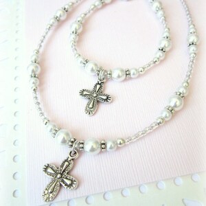Baptism Jewelry.Girls Pearl Necklace & Pearl Bracelet Set.First Communion Gift.First Communion Jewelry.Girls Cross Jewelry.Religious Jewelry