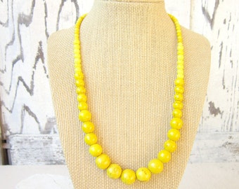Yellow Beaded Necklace.Yellow Graduated Necklace.Yellow Statement Necklace.Beaded Yellow Necklace.Yellow Bridesmaid Turquoise Necklace
