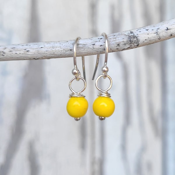 Yellow - Handmade Beaded Earrings 17 main image 1