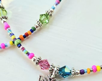 Collier papillon coloré pour enfants. Cadeau pour amoureux des papillons. Bijoux papillon pour enfant. Bijoux pour enfants. Cadeau de Noël fille