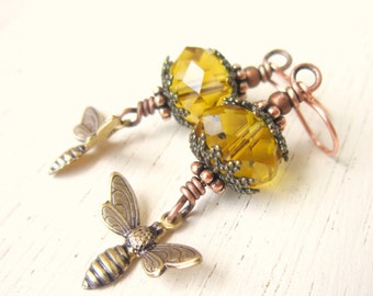 Honey Bee Earrings. Honey Bee Jewelry.Faceted Crystal Amber Earrings. Honey Amber Glass Dangle Earrings. Amber Jewelry. Honey Bee Jewelry