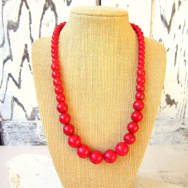 Bridesmaid Jewelry Red Turquoise Necklace Red Statement Necklace Red Graduated Necklace Beaded Red Necklace Red Beaded Necklace