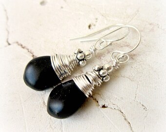 Black Onyx Earrings. Sterling Silver Wire Wrapped Dangle Earrings.  Black Earrings.Black Stone & Bali Earrings. Black Jewelry
