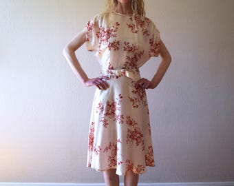 1940s silk print dress . vintage 40s print dress . size small