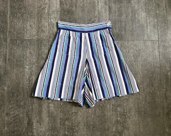 1940s striped shorts . vintage 40s shorts . 26 waist