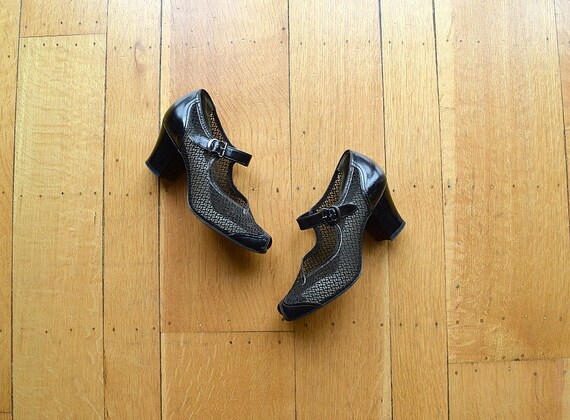 1940s Mary Jane shoes . vintage 40s shoes
