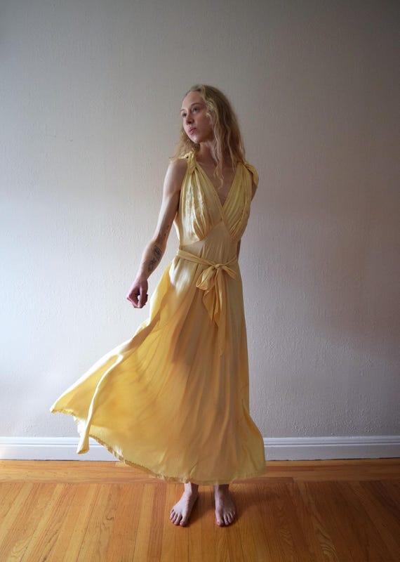 1940s silk satin gown . vintage yellow slip dress . size small to s/m