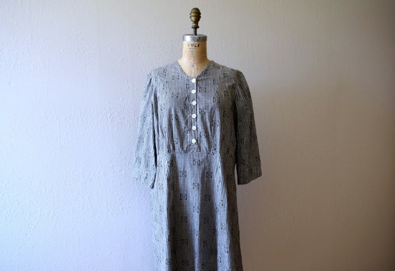 Antique calico dress . vintage gingham dress