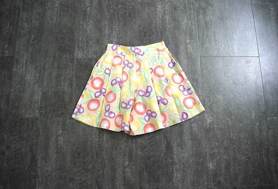 1980s 1990s fruit print shorts . vintage 1940s sty