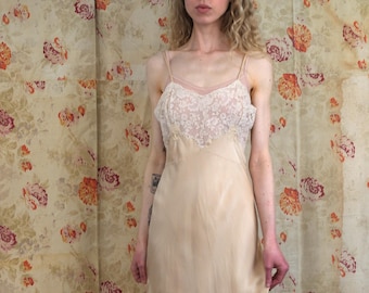 1930s silk slip dress . lace and satin slip . size small to s/m