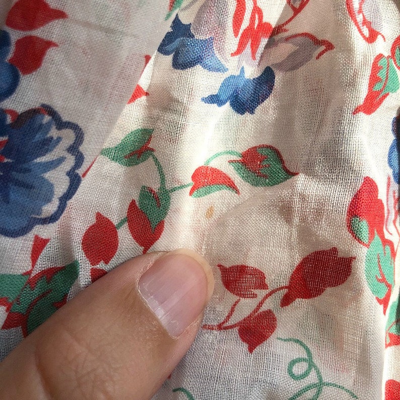 vintage 30s puff sleeve dress Late 1930s border print dress