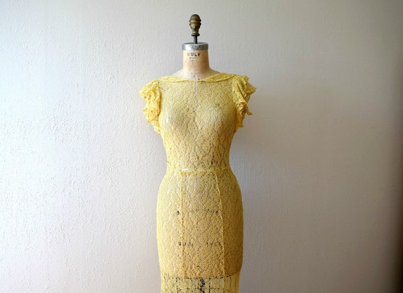 1930s lace gown . vintage 30s yellow lace dress