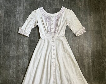 1900s antique dress . vintage Edwardian linen dress . size xs to xs/s