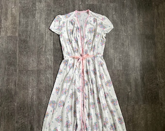 1930s dressing gown . 30s novelty print dress . size xs to medium