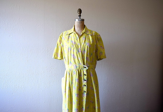 1940s chartreuse dress . vintage 40s volup dress