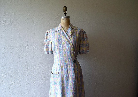 1930s dressing gown . vintage 30s house dress