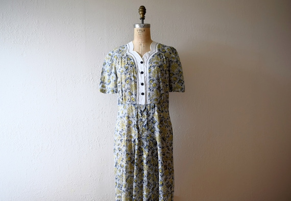 1930s 1940s dress . vintage floral print dress
