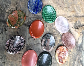 Natural Crystal Worry Stones - Calming Gemstones for Stress Relief, Meditation & Relaxation - Handpicked Healing Stones