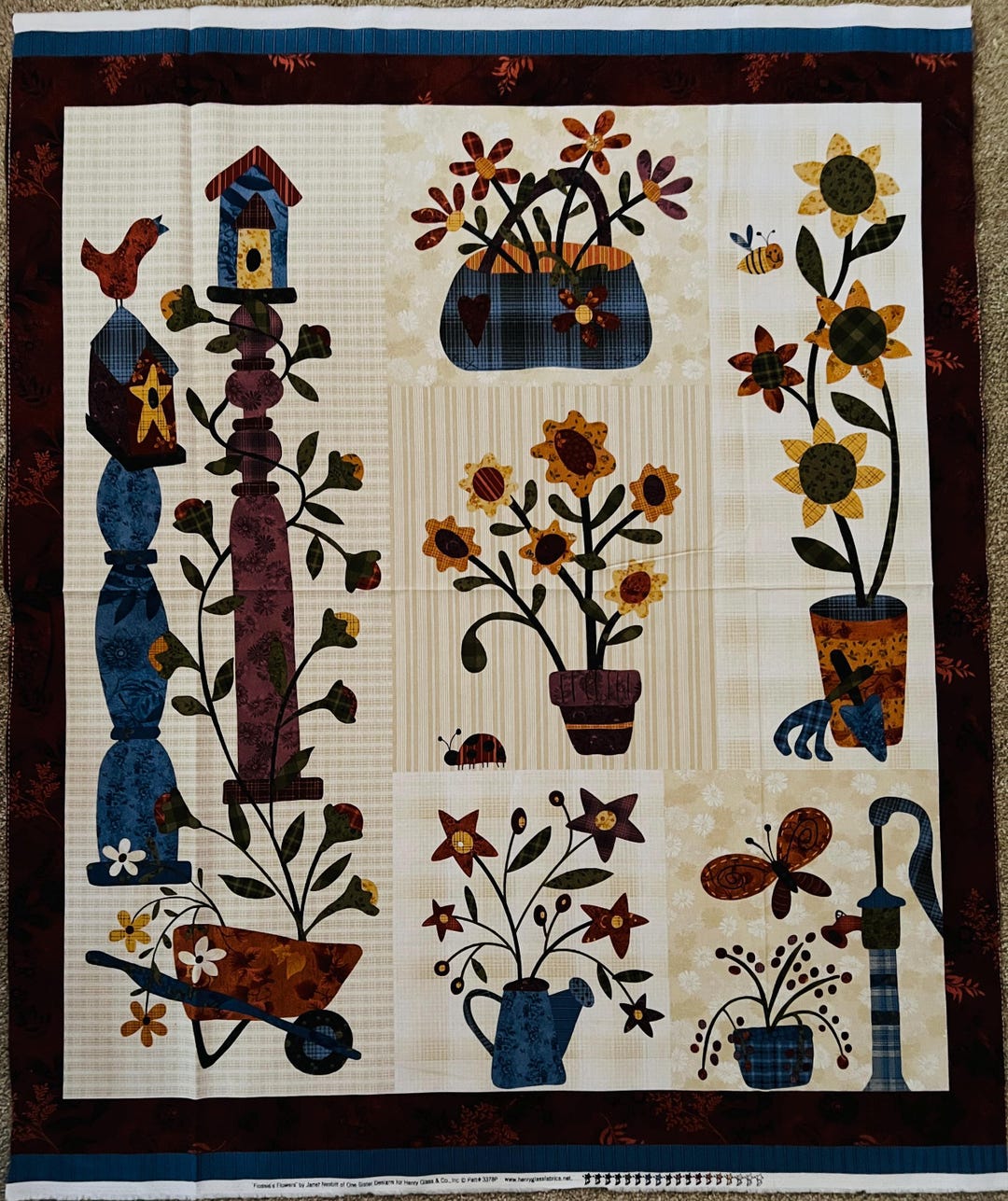 Flossie's Flowers Fabric Panel – Janet Nesbitt, Henry Glass