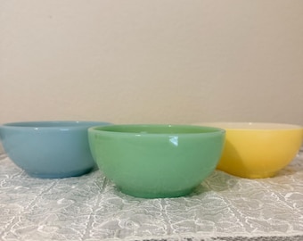 Vintage Fire-King Chili Bowls, Set of 3, Delphite Blue Jadeite Green, Yellow, Mid-Century Milk Glass