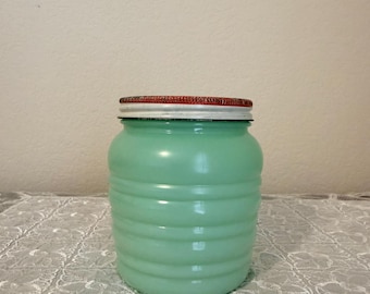 Vintage Fire-King Jadeite Grease Jar with Tulip Lid – Ribbed Beehive Design