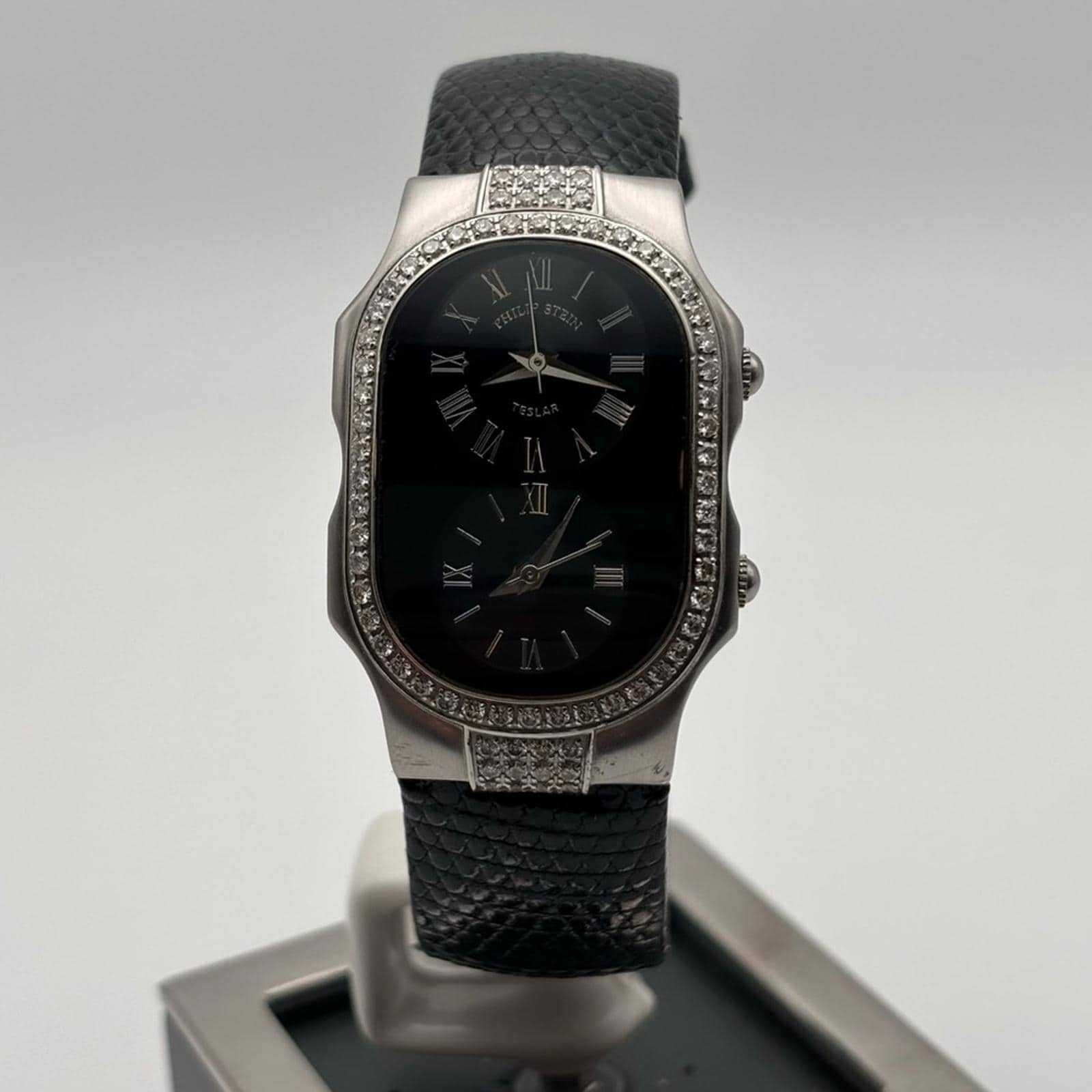 PHILIP STEIN シリコンブレスレット ブラック Order Black Sport Bracelet - 10RL-BBRB-RB - Philip Stein