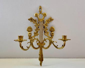Vintage Ornate Brass Laurel Leaf Wall Sconce Candlestick Holder French Louis XVI Style
