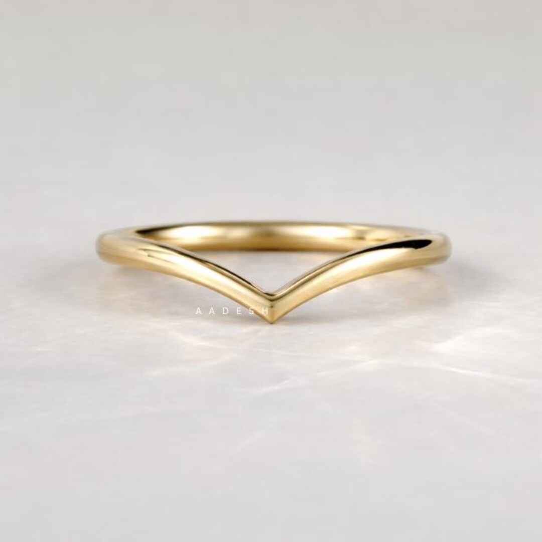Chevron V Shape Wedding Band, Minimalist Gold Contour Ring - Etsy