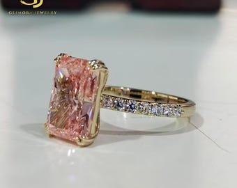 2 CT Radiant Cut Lab-diamanten verlovingsring, 14k massief geelgouden ring.