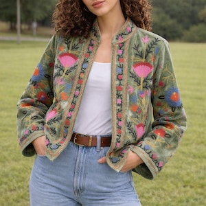 Jas van Indiaas fluweel met Suzani-borduurwerk, boho-jas met bloemenmotief, damesbovenkleding