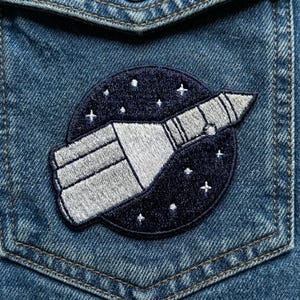 Silver Spaceship Embroidered Patch Starry Night Applique Iron On Space Rocket Decal for Denim Jacket