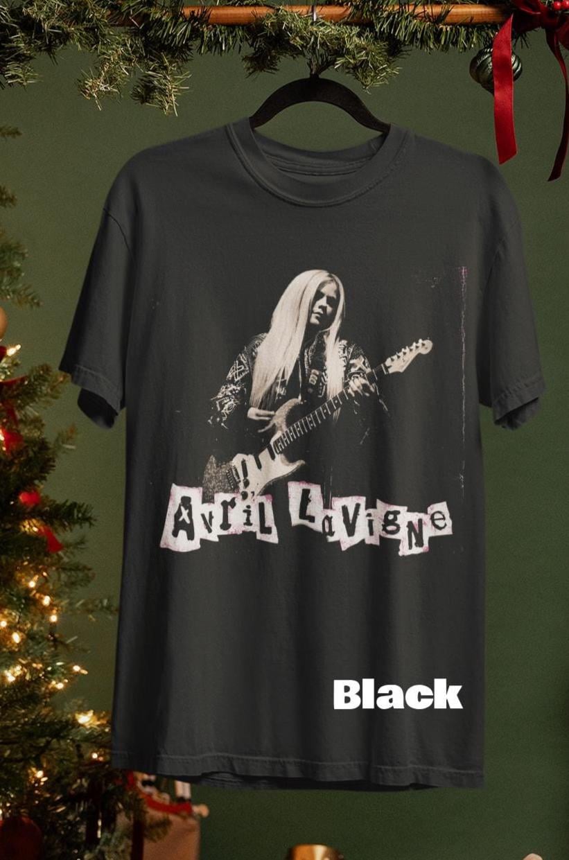Avril lavigne t shirt - Etsy 日本