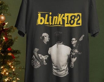 Unisex Shirt Blink 182 T-Shirt – Pop Punk Band Tee for Music Fans