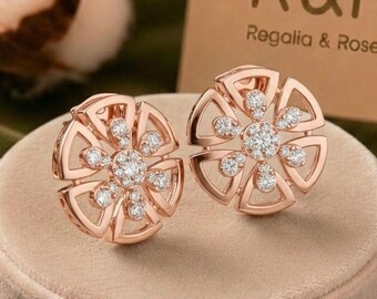 花柄モアッサナイトスタッドピアス、ヴィンテージフラワーピアス、ゴールドローズジュエリー、ブライダルウェディングギフト（女性用）