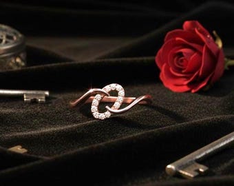 Infinity Moissanite Ring for Women in Silver | Hypoallergenic Interlocking Heart Rings Valentine Gift