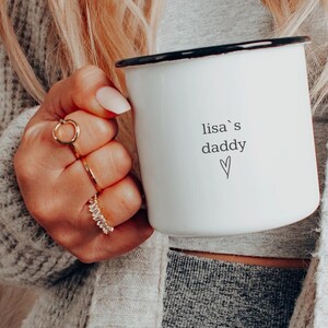 Mug de camp personnalisé en émail, nom d'enfant personnalisé, conception de papa, tasse à café minimale pour les pères, cadeau de papa, de fils, fille, souvenir sincère