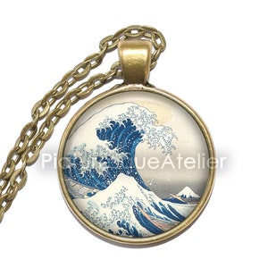 THE GREAT WAVE Necklace, Kanagawa, Woodblock Print, ukiyo-e, Hokusai, Art Pendant Necklace, Glass Pendant