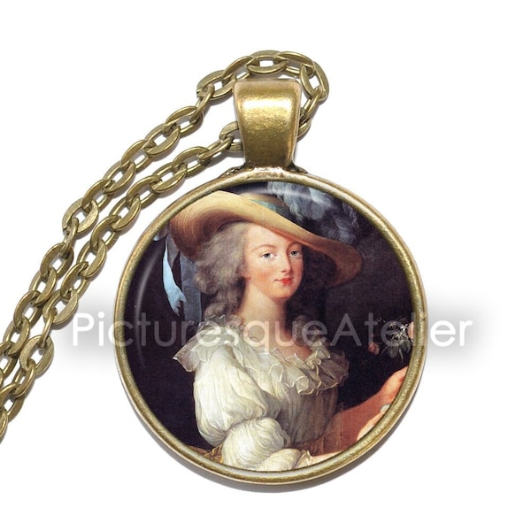 Collier MARIE ANTOINETTE, Reine, Dauphine de France, Madame Déficit, Louis XVI, Collier pendentif d'art, Pendentif en verre, Bijoux faits à la main