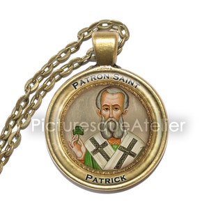 SAINT PATRICK Necklace, Patron saint of Ireland, St. Patrick&#39;s Day, Shamrock symbolism, Irish folklore, Glass Pendant, Handmade Jewelry