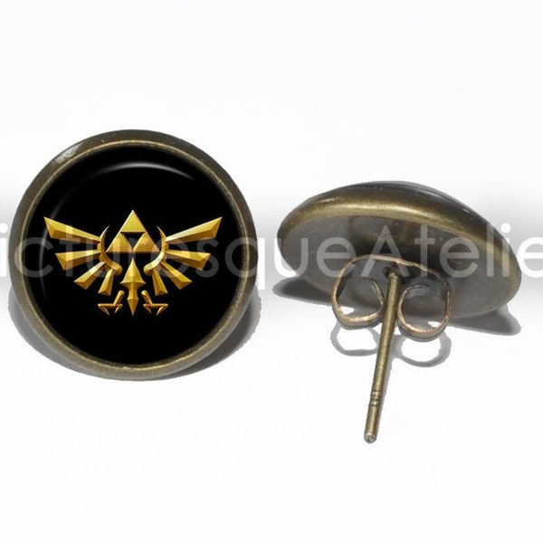 Boucles d'oreilles TRIFORCE Stud, The Royal Crest, Legend of Zelda, Ocarina of Time, Sans nickel, Sans plomb, Sans cadmium, Bronze, Acier inoxydable